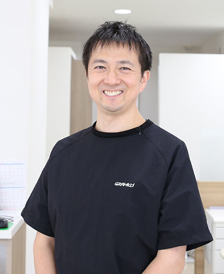 院長 安藤智宏 写真